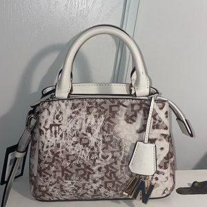NEVER USED | HARD TO FIND | GRAFITI | CROSS BODY BAG | 78$ OFF ORIGINAL PRICE